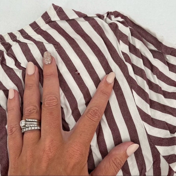 MADEWELL Women’s Stanza Striped Ruffle Hem Top Blouse Red/white stripe sz Medium - Picture 4 of 15